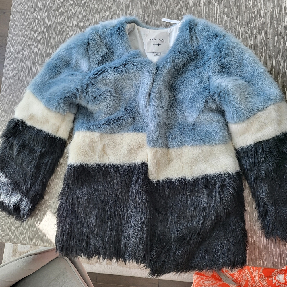 HABITUAL Girls faux fur jacket